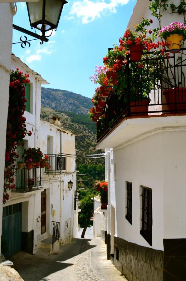 Apartamento Al-Medin Trevélez Exterior foto